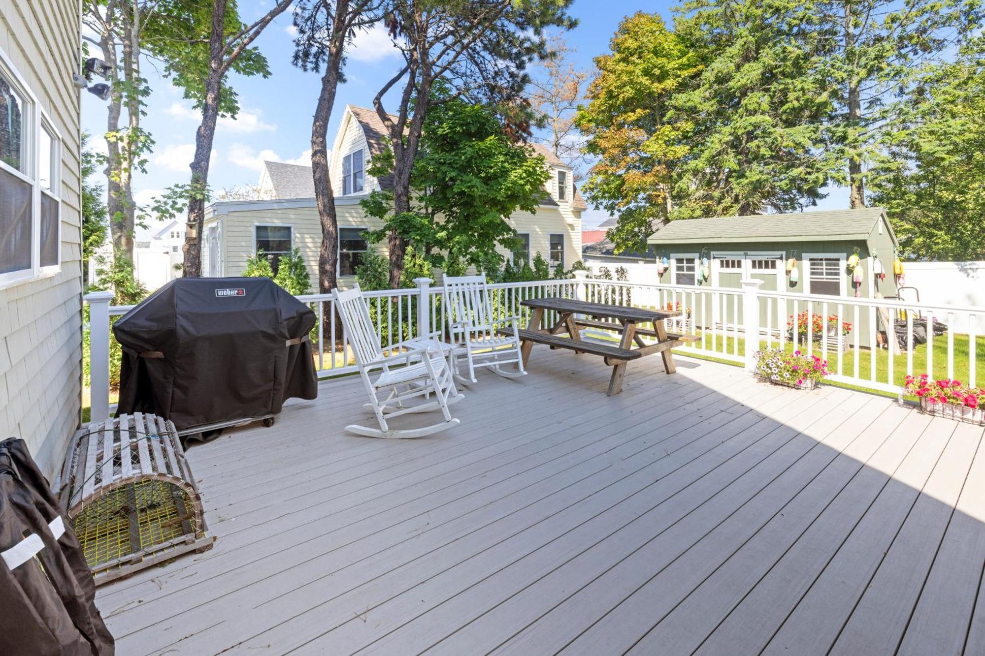 Pine Point Beach House With Deck, Fire Pit & Porch Scarborough Εξωτερικό φωτογραφία